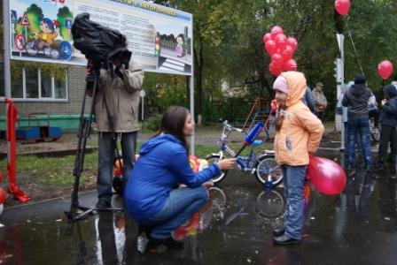 Открытие площадки в Новосибирске - общение счастливых обладателей автогородка с прессой